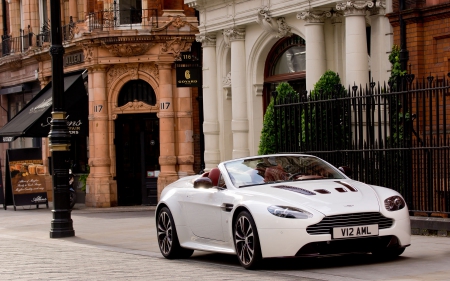 Aston Martin Vantage V12 - Car, Vantage, V12, Aston Martin