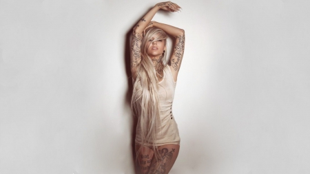 sara fabel - blonde, tattoo, Sara, model