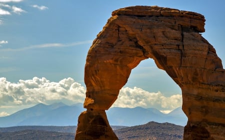 Arches Nat'l. Park, Utah - arches, rock, utah, canyons