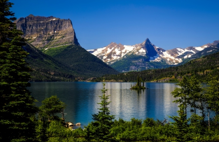 Saint Mary Lake, Wild Goose Island - trees, landscape, reflection, snow, mountains