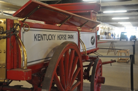 Wagon from Kentucky Horse Park - Red, Wagon, White, Classic