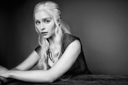 Game of Thrones - Daenerys Targaryen - stormborn, fantastic, HBO, a song of ice and fire, George R R Martin, entertainment, Game of Thrones, thrones, medieval, tv show, essos, Targaryen, house, khaleesi, game, Daenerys, GoT, Emilia Clarke, fantasy, westeros, picture, skyphoenixx1, show, wallpaper