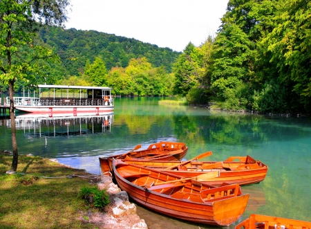 Place for fishing - pretty, quiet, relax, summer, fishing, tranquil, reflection, calmness, shore, lake, nice, emerald, greenery, trees, water, beautiful, pond, mirrored, lovely, rest, boats, nature, green