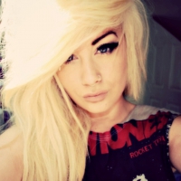 Cute Blond Model