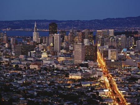 San Francisco Skyline from Twin Peaks at Dusk - sunset, beachview