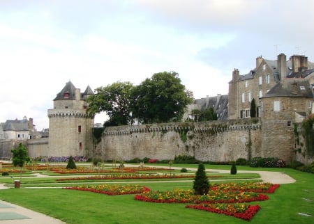 Castle - architecture, flowers, castle, nature, hd, park