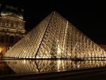 Lourve Pyramid, Paris