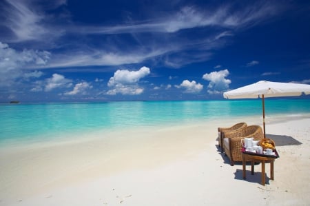 Perfect Beach - beach, aqua, paradise, perfect, white, bora bora, lagoon, atoll, sand, ocean, maldives, islands, tropical, exotic, blue, island, sea, tahiti