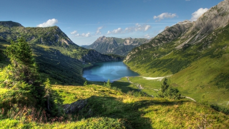 gorgeous mountain lake - lake, mountains, rocks, grass