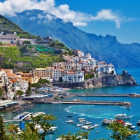 fantastic italian seaside town