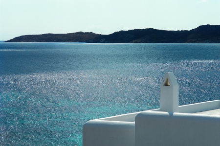 Shimmering Ocean Santorini - greek, blue, beautiful, evening, sea, island, morning, ocean, santorini, islands, view, shimmering, greece, paradise, sun