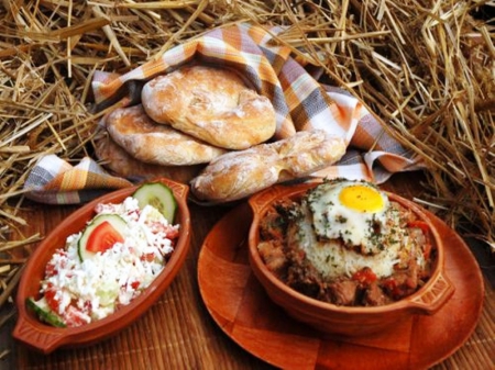 Traditional Food - salad, bread, photography, traditional, food, photo, Bulgaria