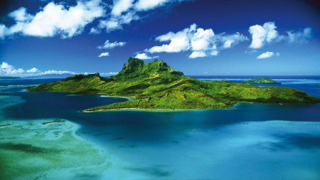 PAPEETE, TAHITI - beaches, ocean, hills, islands, water, polynesia, clouds, green, landscapes