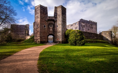 Castle - photo, sky, castle, green