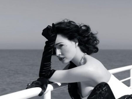 Dita Von Teese - black, white, photography, fashion, topmodel