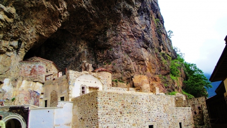 sumela monastry (panagia) - constructions, mountain, trabzon provinz, the frescoes, history