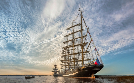 Tall Ship with Russian Flag - Water, Ship, Sails, Russian