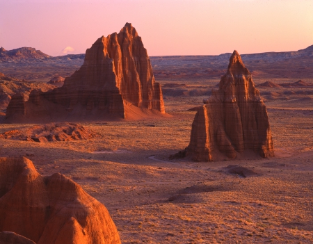 Capitol Reef National Park, Utah - sky, mountain, landscape, utah, park, reef, national, nature, capitol, rock, desert