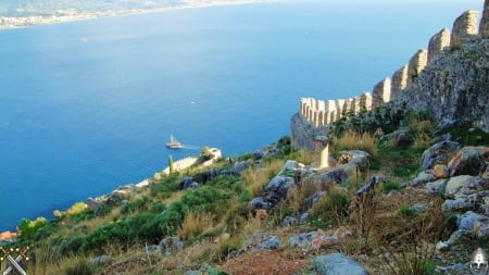 blue castle - byzans, castle, blue, sun, summer, roemer, sea