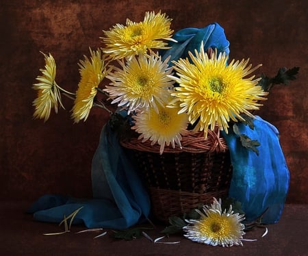 Welcome Fall ! - chrysanthemums, yellow, blue, still life, flowers, basket, white, scarf, nature, welcome, autumn