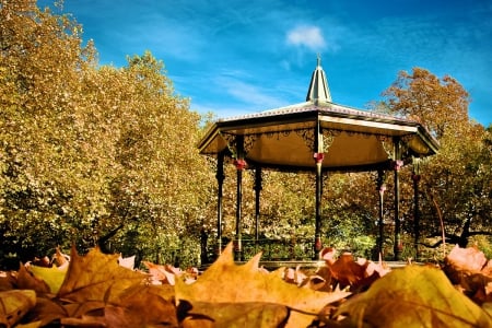 Battersea Park, London - trees, leaves, autumn, gazebo