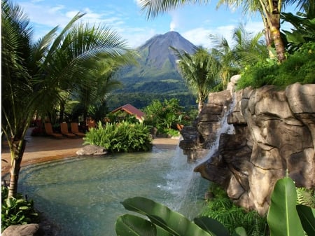 Volcanic Mountain Spa Retreat