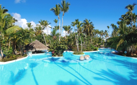 Beautiful Blue Swimming Pool - ocean, beach, islands, swimming, paradise, water, tropical, exotic, jacuzzi, blue, island, spa, pool, sea