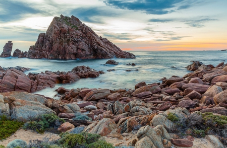 Sugarloaf Rock - fun, nature, beach, ocean, mountain