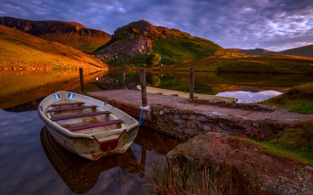 *** Boat on lake *** - mountains, lake, landscape, boat