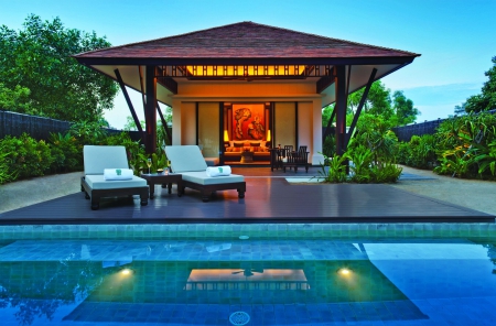 Beautiful Evening Villa with Pool