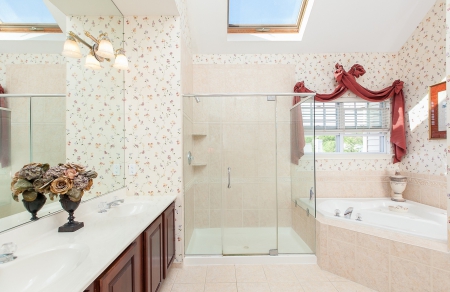 * Beautiful bathroom * - bathroom, modern, bath, mirror, bouquet, flowers, house, comfort