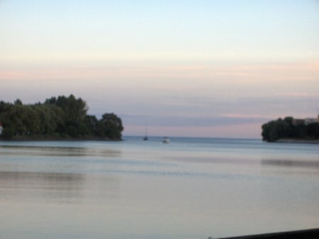 sundown at Humber Bay, Toronto, Ontario, Canada - Tranquil, Relaxing, Calm, Pastel Sunset