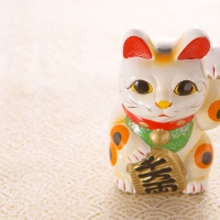 Beckoning Cat- For Luck in Feng Shui