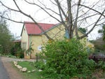 Guineafowl cottage