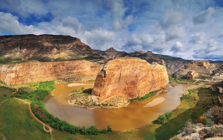 STEAMBOAT ROCK - trees, clouds, river, colorado, grass