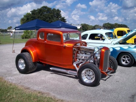 Orange Hotrod - Motor, Wide Rear Tires, Classic, Custom