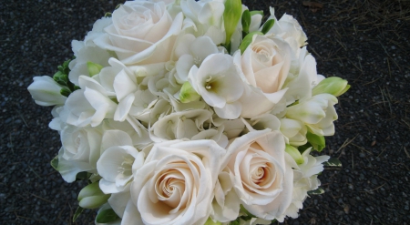 * Bouquet * - white, bouquet, flowers, roses