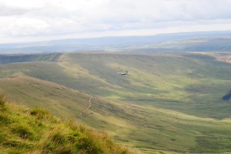 Breacon Beacons pen-y-fan - beauty, landscape, mountain, wales, pen-y-fan, breacon beacons