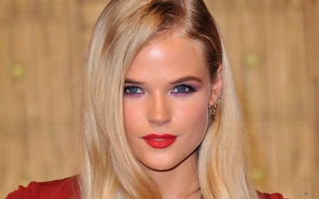 Gabriella Wilde - Beauty, Film Actress, Gabriella Wilde, Beautiful