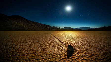 DEATH VALLEY - MYSTERIOUS ROCKS - moon, starry night, california, hills