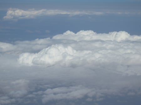 clouds somewhere over the U.S.A - whiteish, nature, blue, clouds, simple