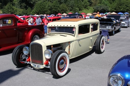 1932-Plymouth-Sedan - classic, hotrod, plymouth, 1932