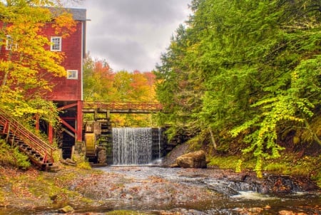 Autumn mill - falling, forest, foliage, beautiful, mill, quiet, leaves, creekm river, autumn, cascades, stream, fall, waterfall, serenity, trees, colors, calm