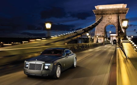 Rolls Royce - fun, Rolls Royce, car, cool, bridge