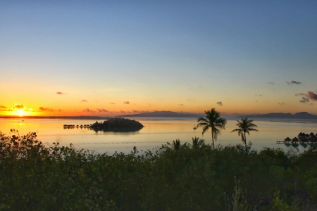 Bora Bora Sunset - lagoon, blue, pacific, beach, evening, island, polynesia, tahiti, paradsie, exotic, south, sun, set, sea, ocean, islands, sunset, tropical, bora bora