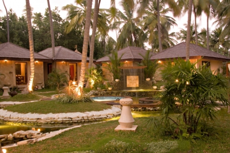 Lush Tropical Beach Villas