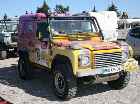 Land Rover Defender - offroad, 4x4, endurance, rally