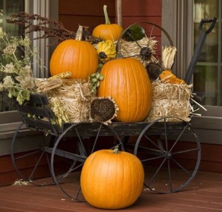 Fall decor with pumpkins