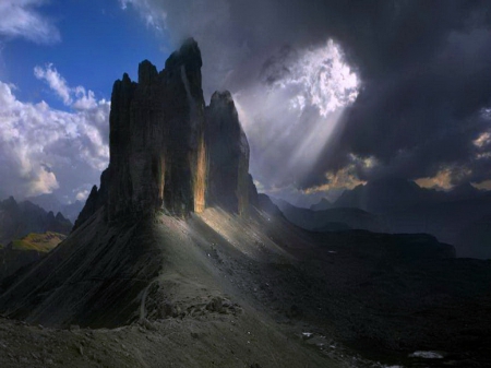 Storm break - mountain, clouds, storm, light