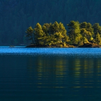 island in wonderful lake kauichan in vancouver